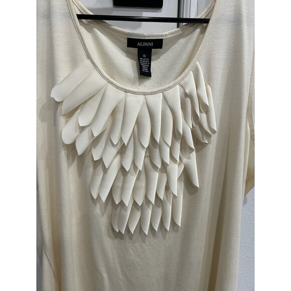 Alfani Womens Sleeveless Cream Top With Layered Petal Design Rayon & Spandex XL - Picture 4 of 8